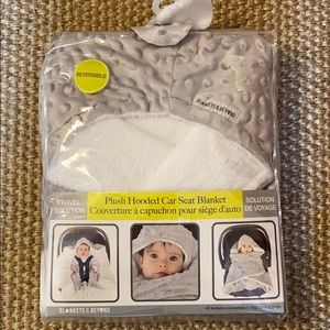 Plush Hooded Car Seat Blanket